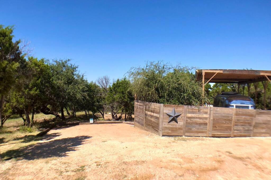 The Steel Magnolia Airstream - Cabins At Rim Rock Austin Exterior photo